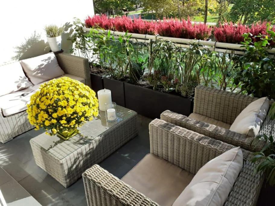Appt Centre Ville "Parc Olympe De Gouges" Avec Garage آنماس المظهر الخارجي الصورة